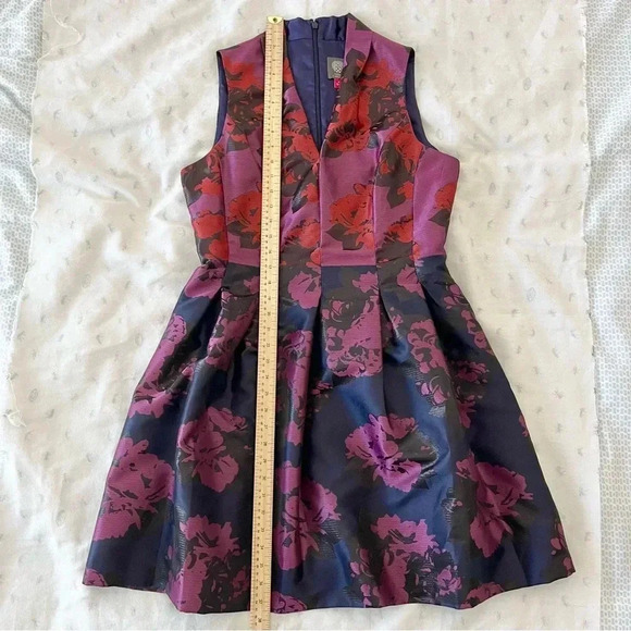 Vince Camuto  Metallic Jacquard Roses Fit & Flare Party Dress Red Purple Size 10 - Picture 12 of 15